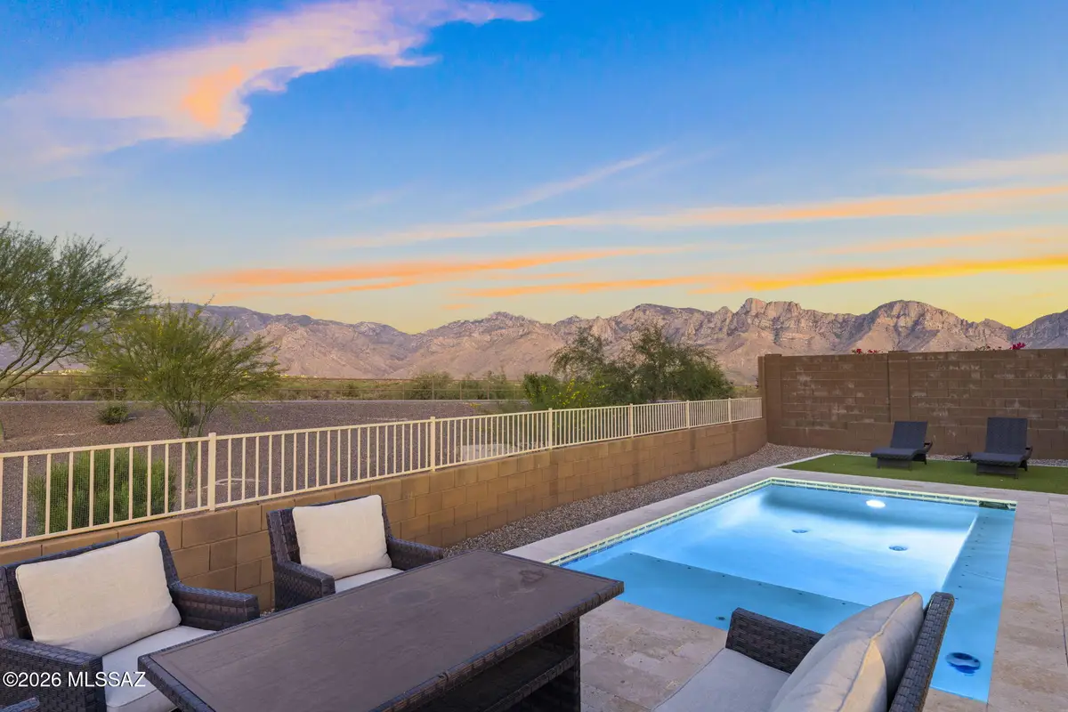 12744 N Lauterbrunnen, Oro Valley, AZ 85755 - #1