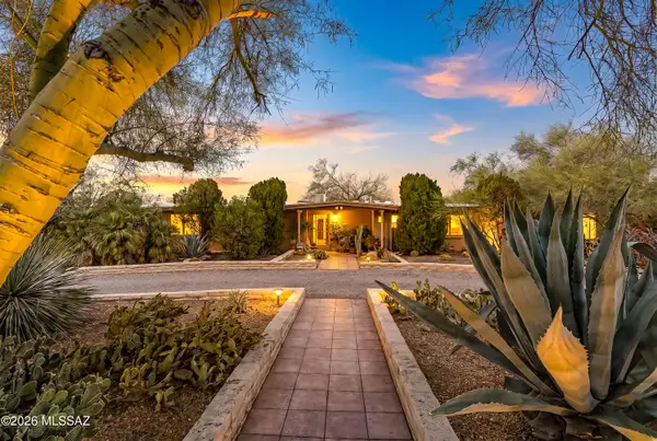 410 W Camino Fairhaven, Tucson, AZ 85704
