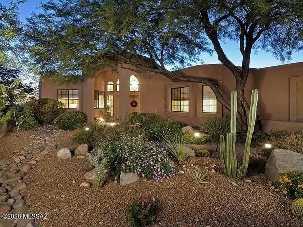 10255 N Carristo, Tucson, AZ 85737