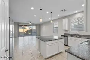 1642 W Hopi, Coolidge, AZ 85128 - #2