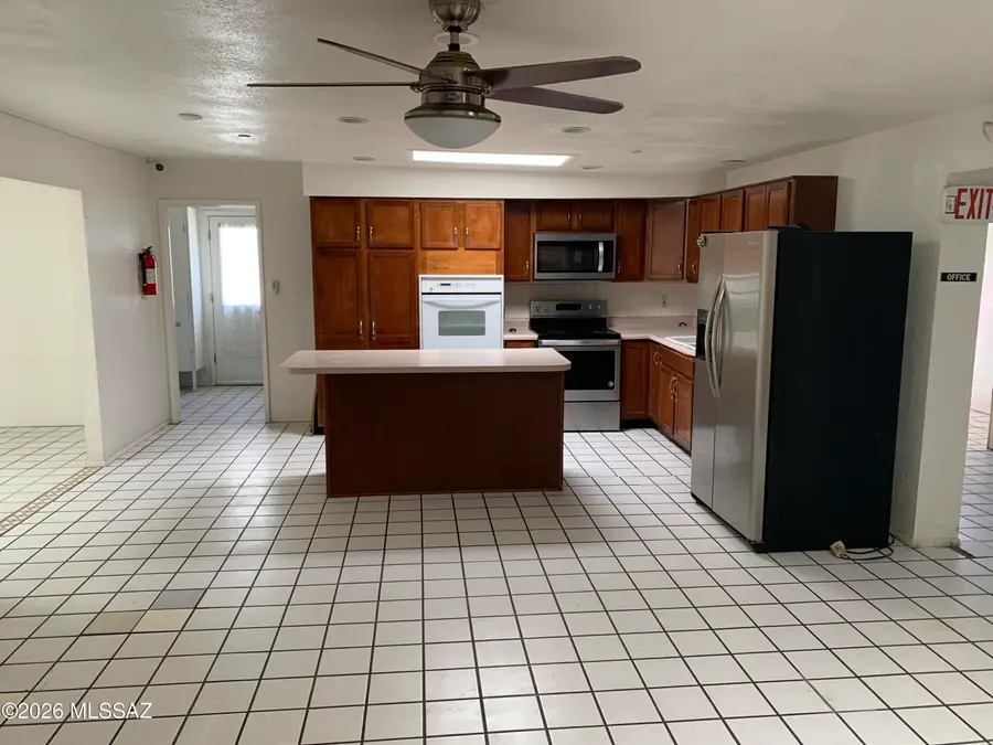 955 N Larry, Tucson, AZ 85710 - #3