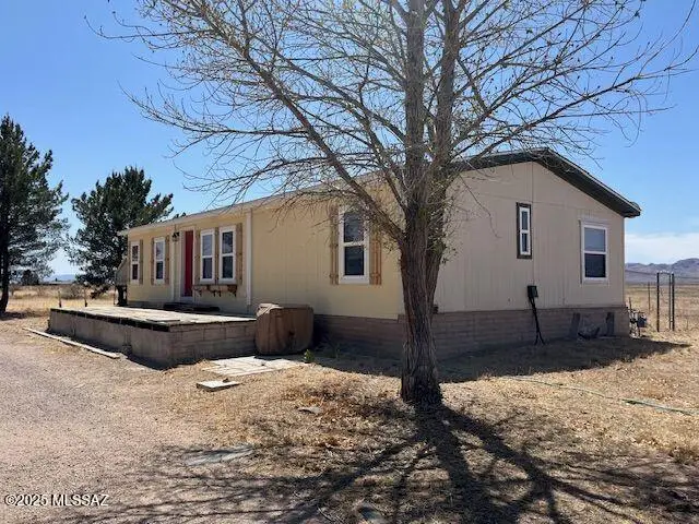 5225 Fort Grant, Willcox, AZ 85643 - #1