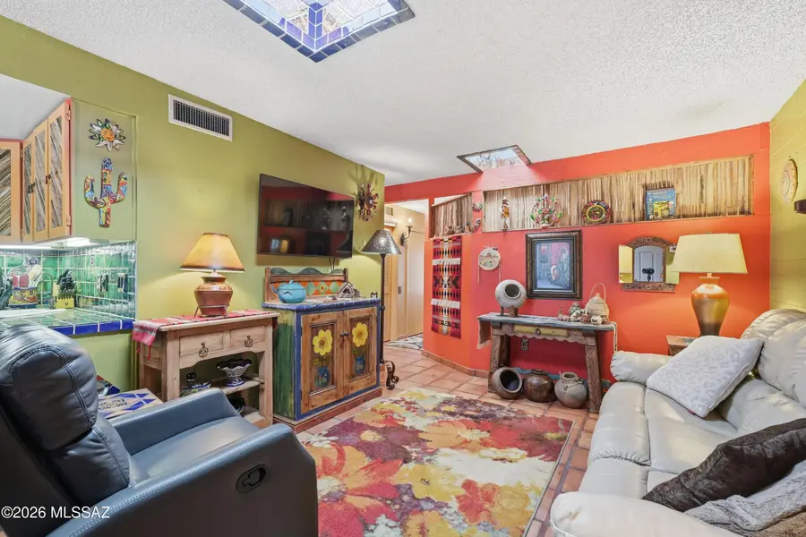 146 W Calle Del Ano, Green Valley, AZ 85614 - #3