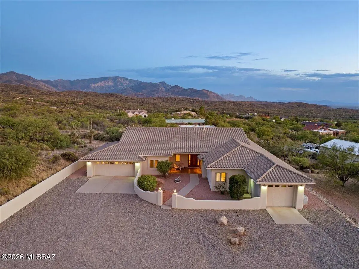 1633 W La Mariposa, Oracle, AZ 85623 - #1
