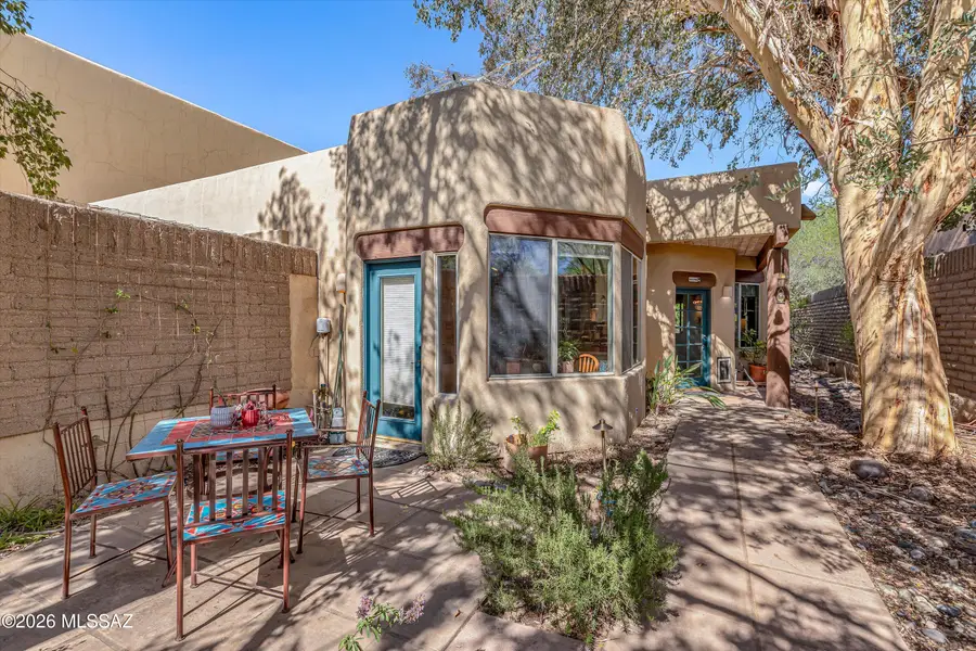 2940 N Santa Rosa, Tucson, AZ 85712 - #2