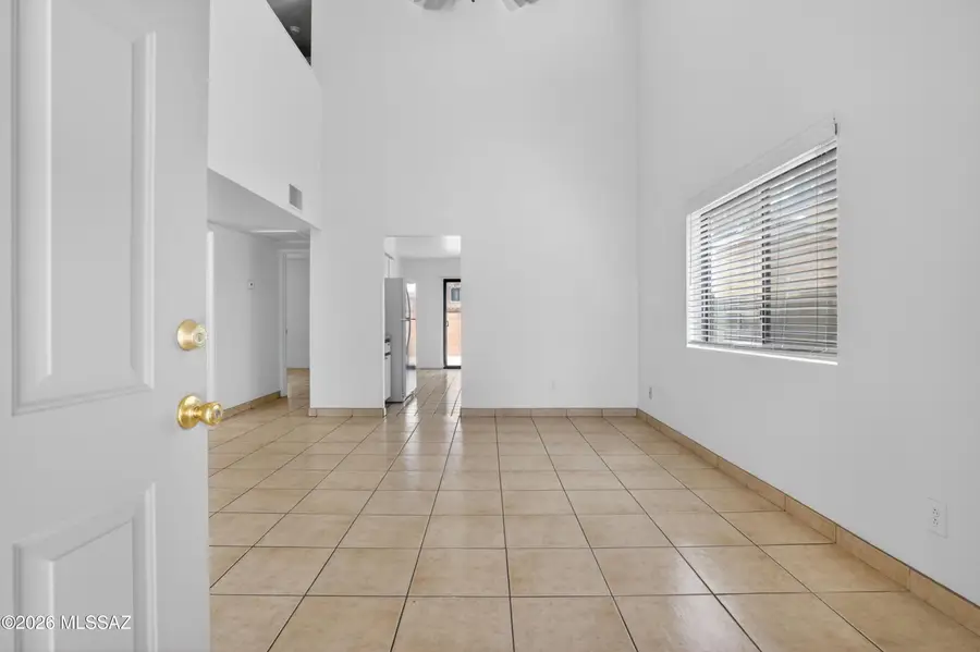 1875 E Calle Grandiosa, Tucson, AZ 85706 - #3