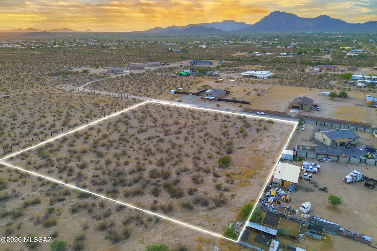 5870 S Spencer, Tucson, AZ 85757 - #1