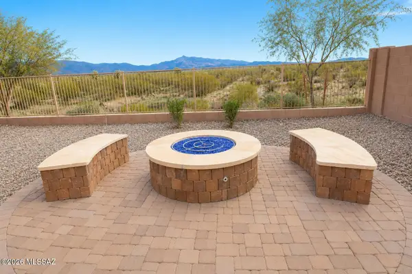 11484 E Desert Raptor, Tucson, AZ 85747