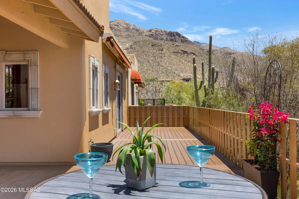 2556 E Via Corta Di Amore, Tucson, AZ 85718 - #1