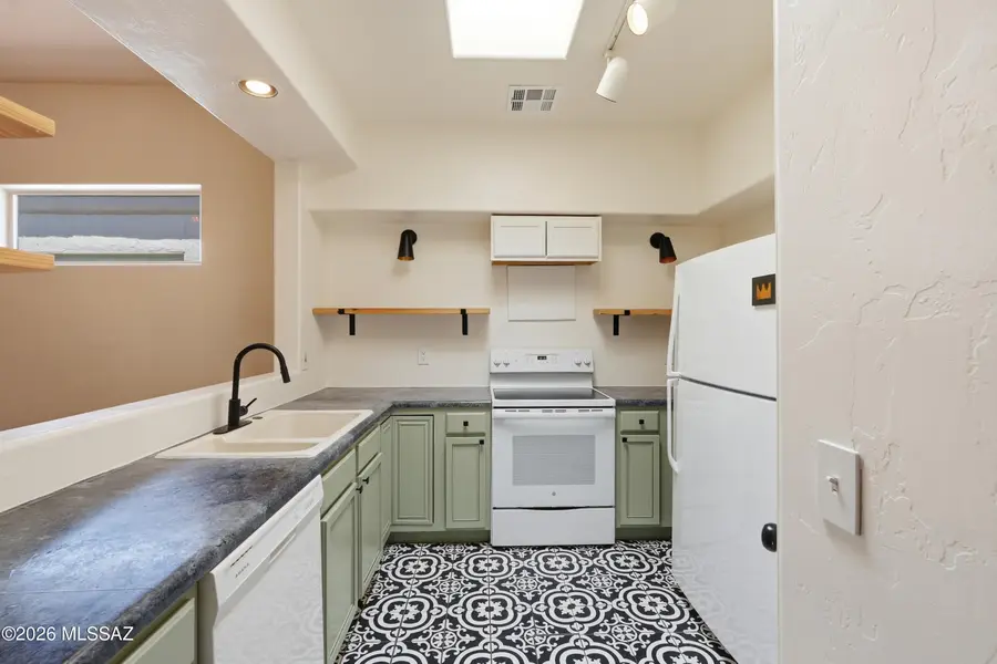 6353 N Camino De Cabaluna, Tucson, AZ 85704 - #3