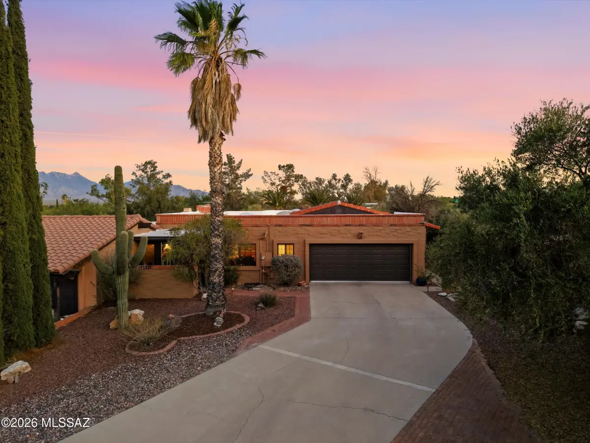 10 E Camino De Diana, Green Valley, AZ 85614 - #1