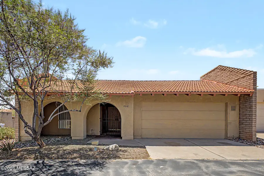 5661 N Camino De La Noche, Tucson, AZ 85718 - #2