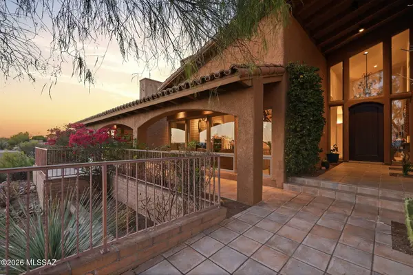 4041 E Camino Montecillo, Tucson, AZ 85718