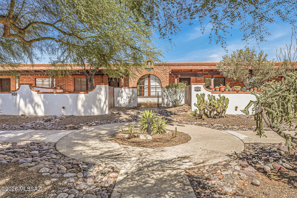 344 S Paseo Pena, Green Valley, AZ 85614 - #1