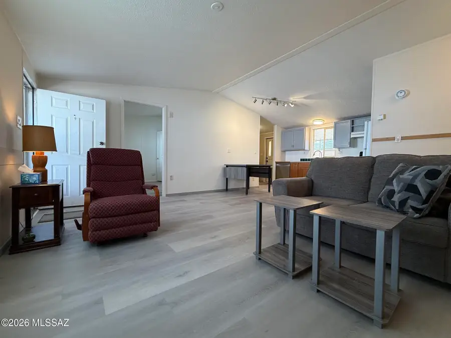 1110 S Highway 80, Benson, AZ 85602 - #3