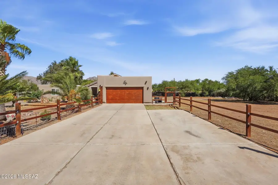 91 Circulo Cortez, Rio Rico, AZ 85648 - #3