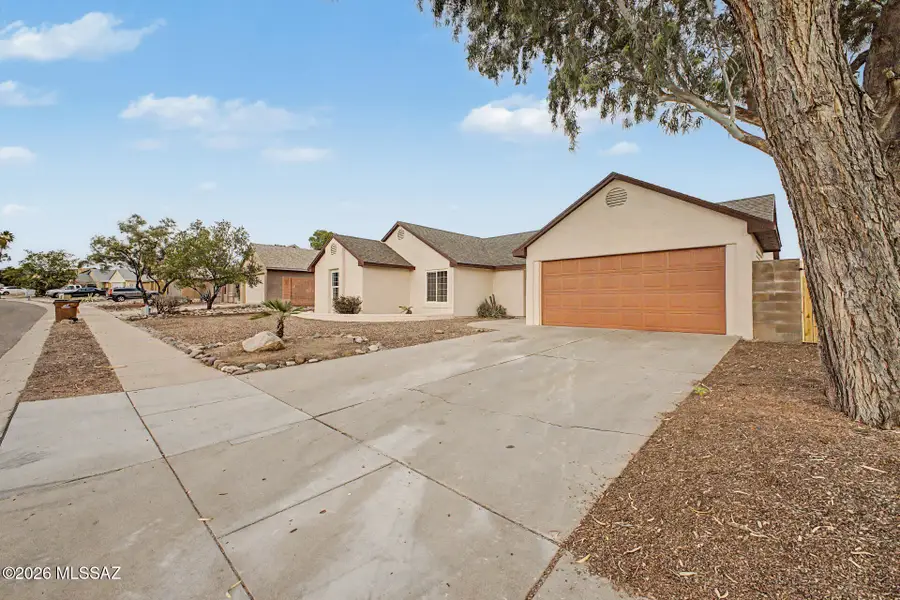 4801 W Waterbuck, Tucson, AZ 85742 - #3
