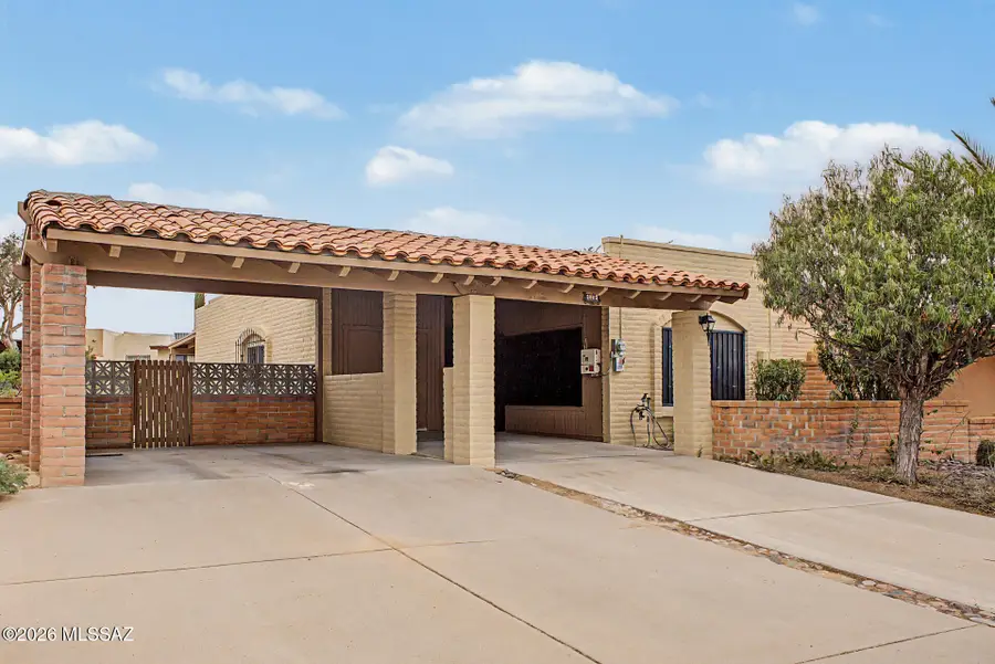 3082 S Calle Madrid, Green Valley, AZ 85622 - #2