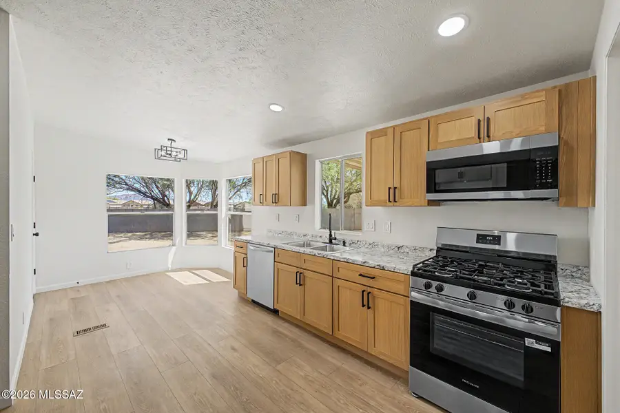 6587 W Golden Rain, Tucson, AZ 85757 - #2