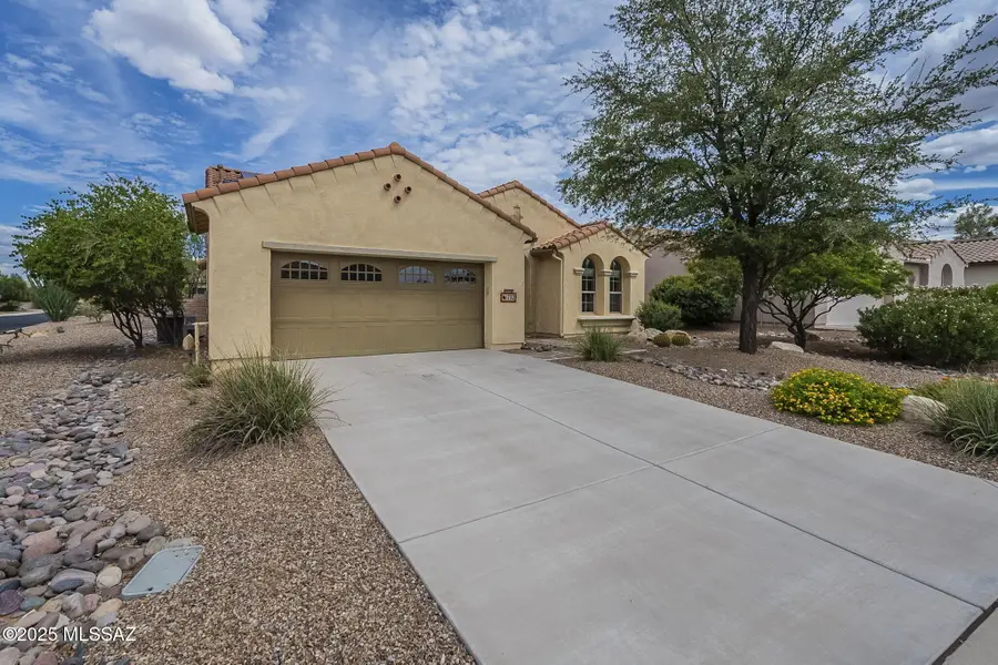732 N Moana, Green Valley, AZ 85614 - #3