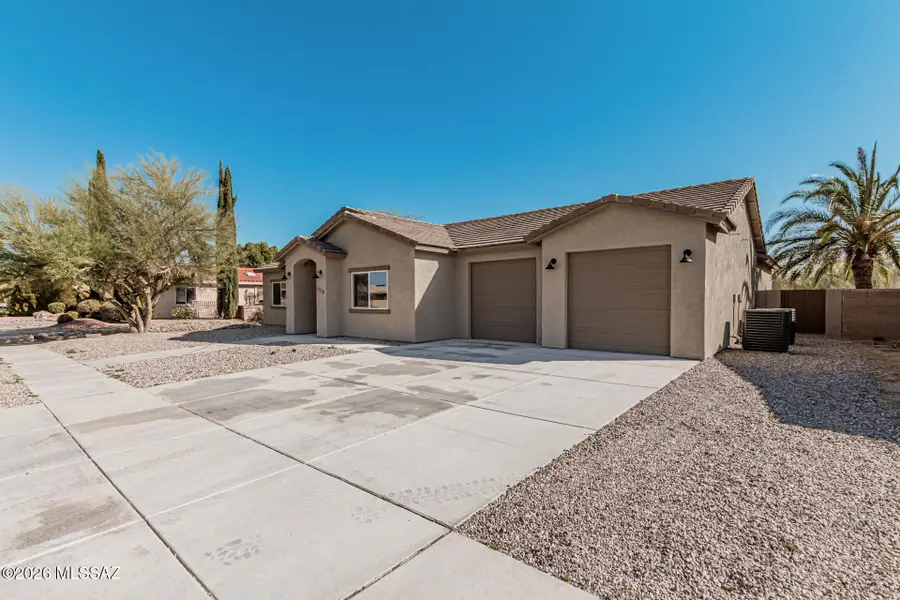 1170 N La Canoa, Green Valley, AZ 85614 - #3