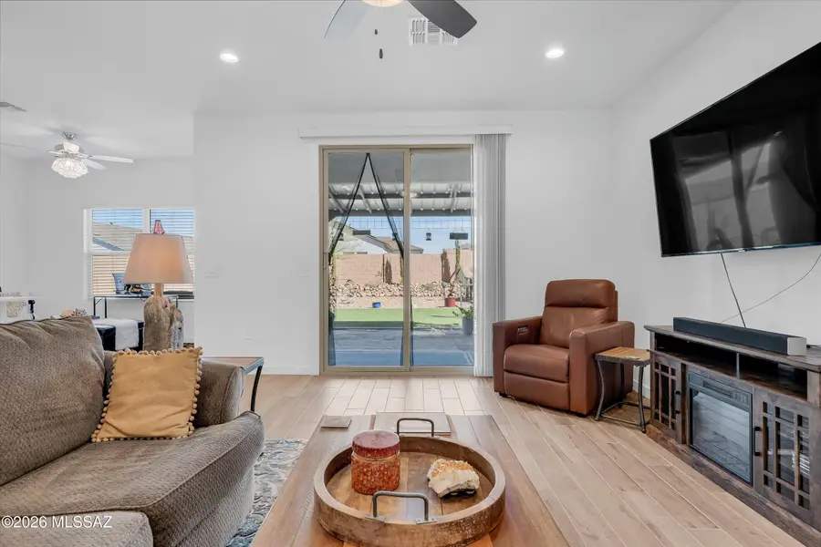 656 W Wilkinson, Vail, AZ 85641 - #3