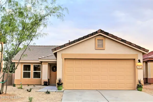 727 W Buffalo Grass, Oro Valley, AZ 85755