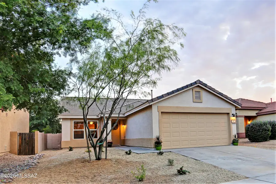 727 W Buffalo Grass, Oro Valley, AZ 85755 - #3