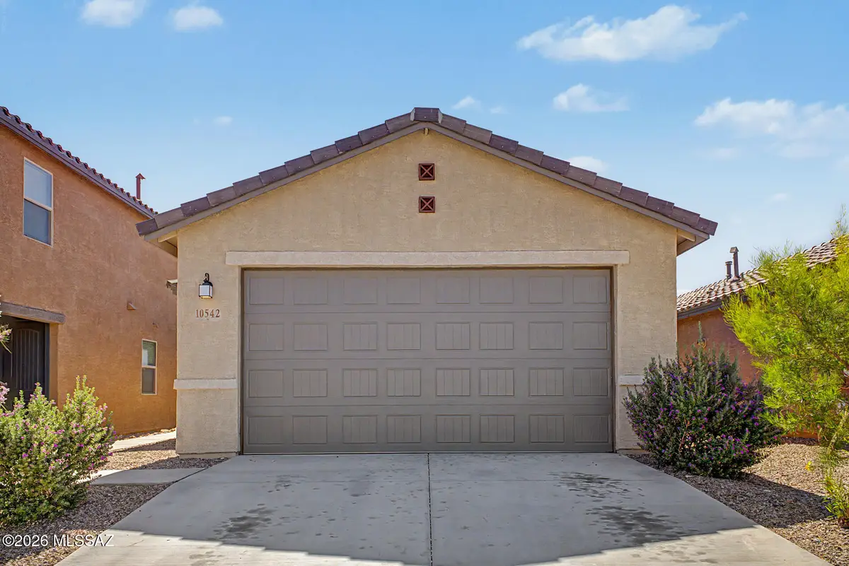 10542 S Dominguez, Vail, AZ 85641 - #1