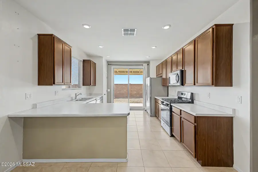 10542 S Dominguez, Vail, AZ 85641 - #2