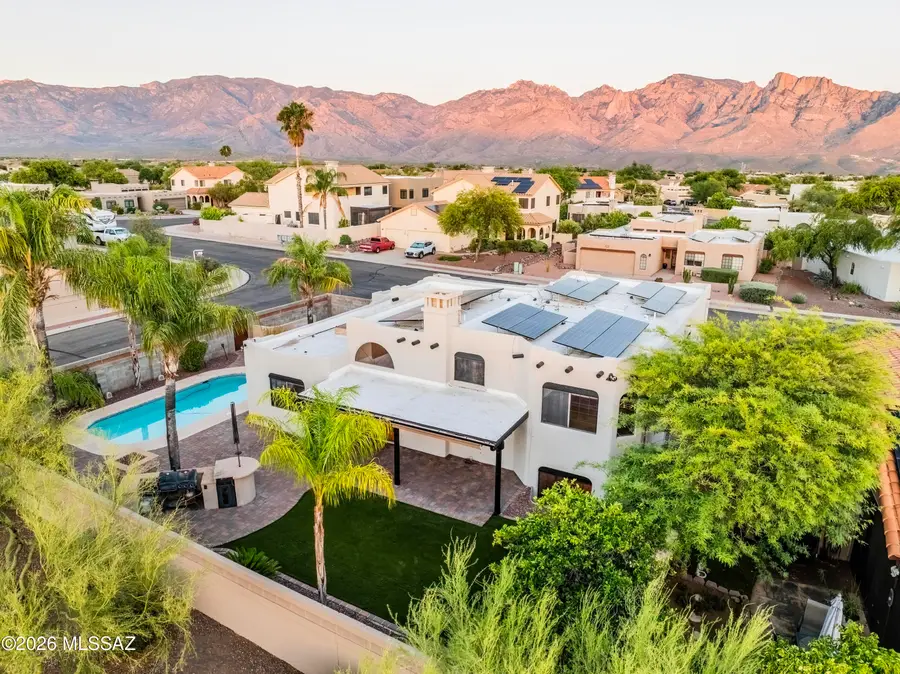 12831 N Meadview, Oro Valley, AZ 85755 - #2