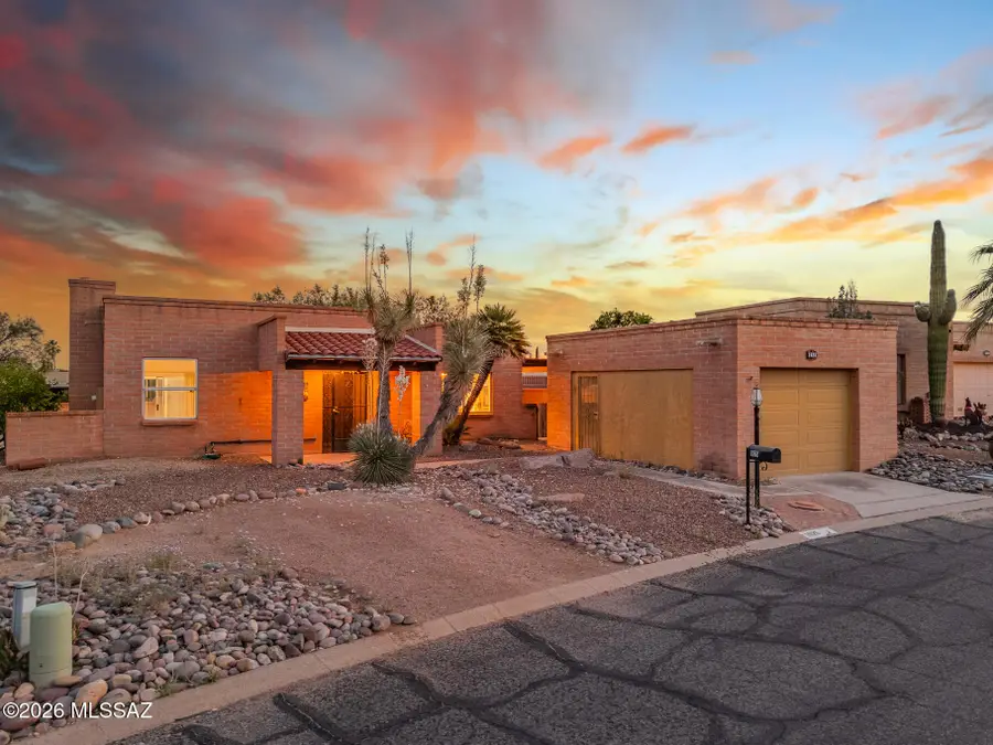 1625 W Calle Hacienda, Green Valley, AZ 85622 - #2