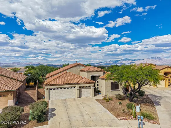 7554 W Higgins Feather, Tucson, AZ 85743