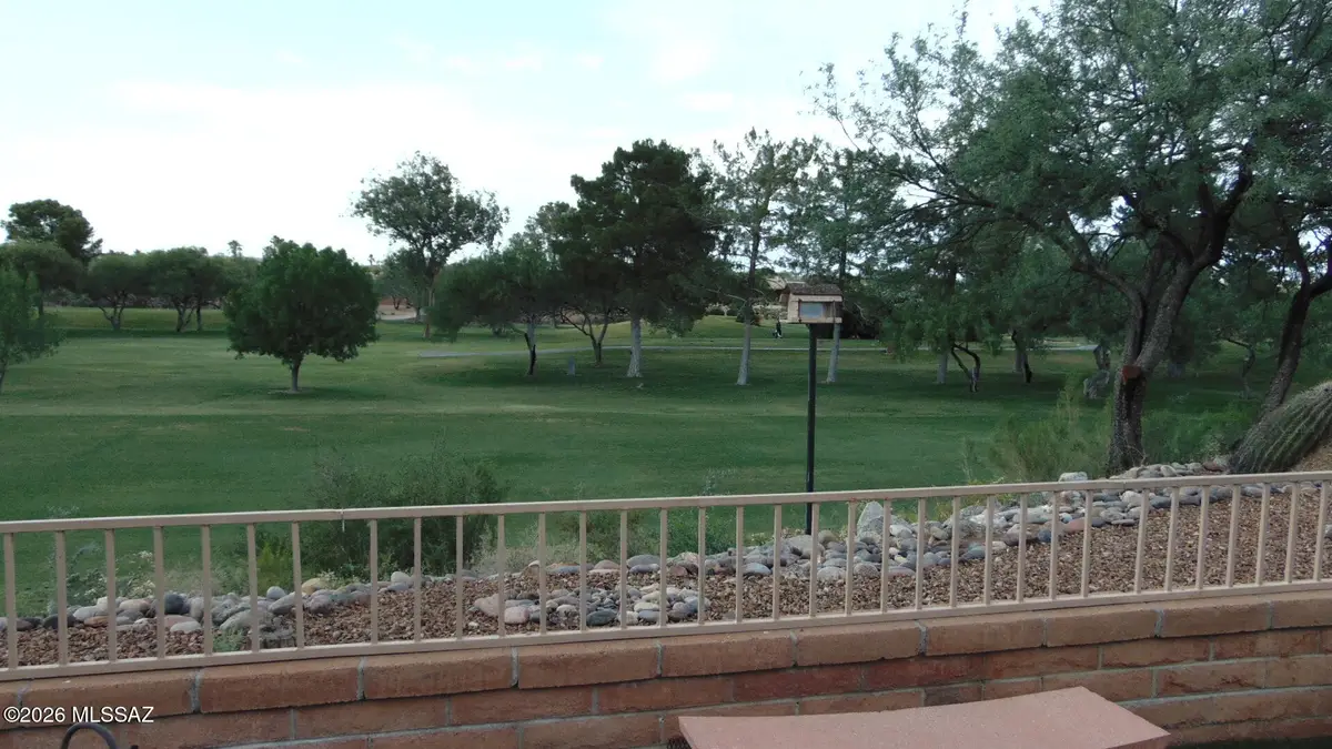 996 W Desert Hills, Green Valley, AZ 85622 - #1