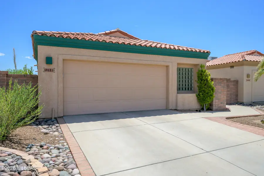 2025 W Amblemorn, Green Valley, AZ 85622 - #2
