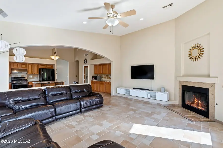 7473 N Clemens, Tucson, AZ 85743 - #2