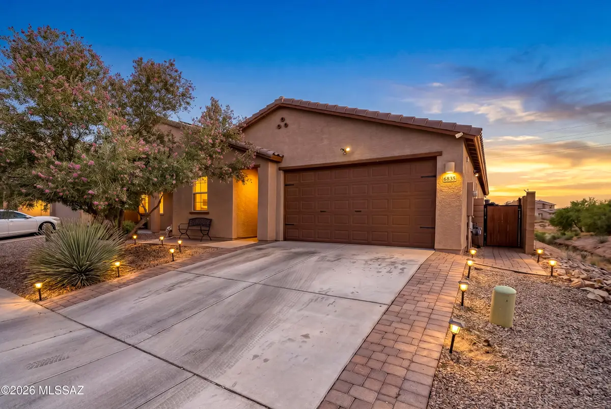 6835 W Canopus, Tucson, AZ 85757 - #1