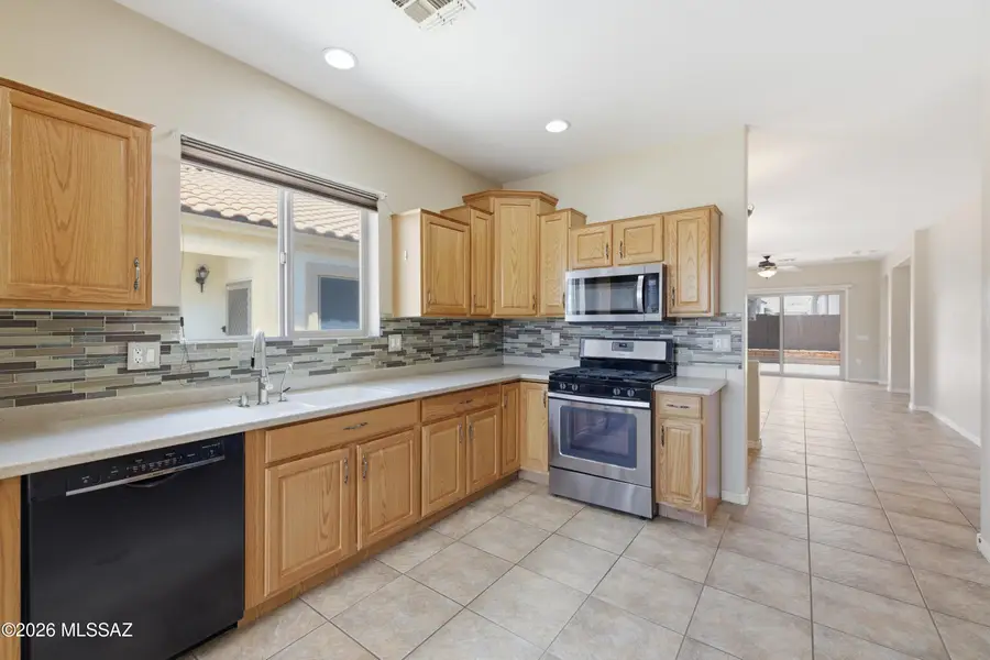 299 W Calle Del Estribo, Sahuarita, AZ 85629 - #3