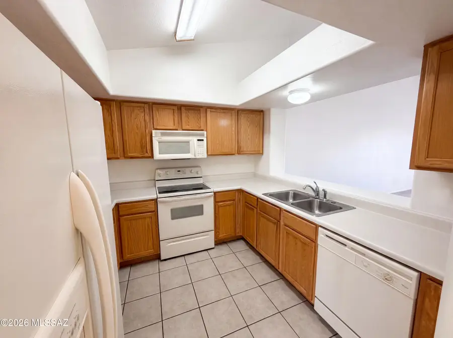 7855 E Roget, Tucson, AZ 85710 - #2