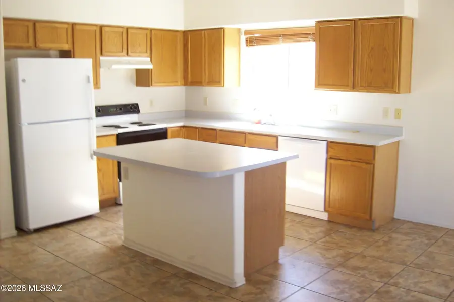 8872 E Desert Lily, Tucson, AZ 85715 - #3