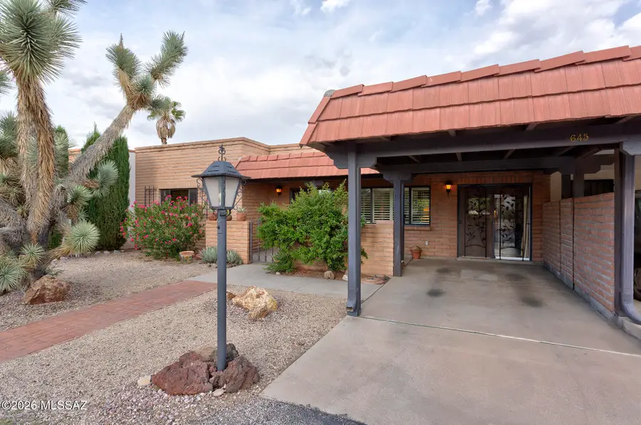 645 S Los Rubies, Green Valley, AZ 85614 - #3