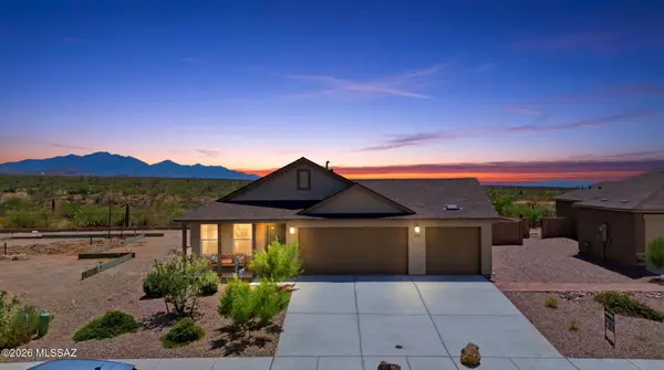 8886 E Moontear, Vail, AZ 85641