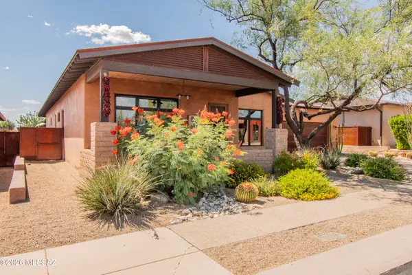 11651 N Adobe Village, Marana, AZ 85658