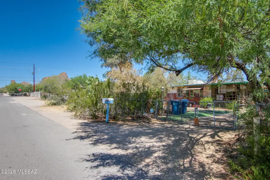 2852 W Milton, Tucson, AZ 85746 - #2