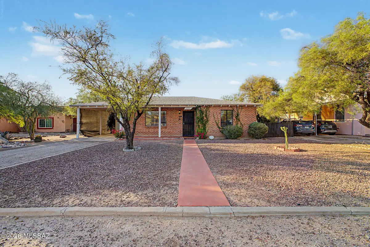 4233 E Linden, Tucson, AZ 85712 - #1