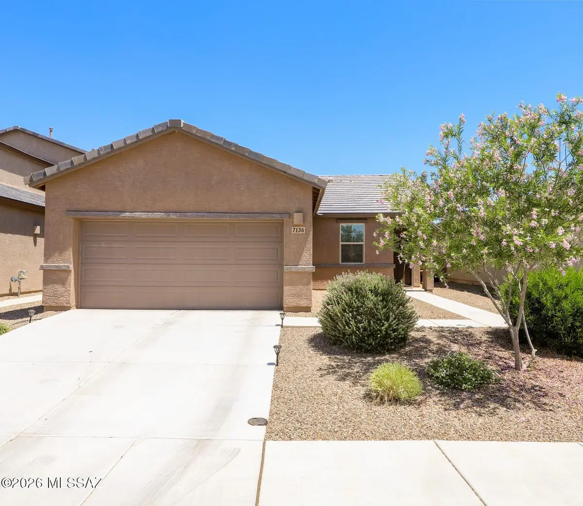 7136 W Vineridge, Tucson, AZ 85757 - #1