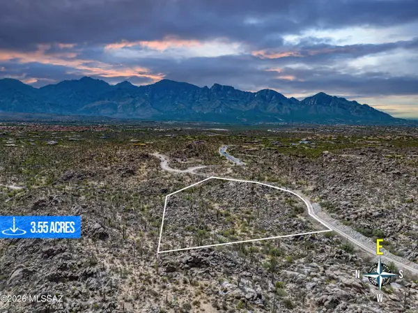 328 W Granite Gorge, Oro Valley, AZ 85755