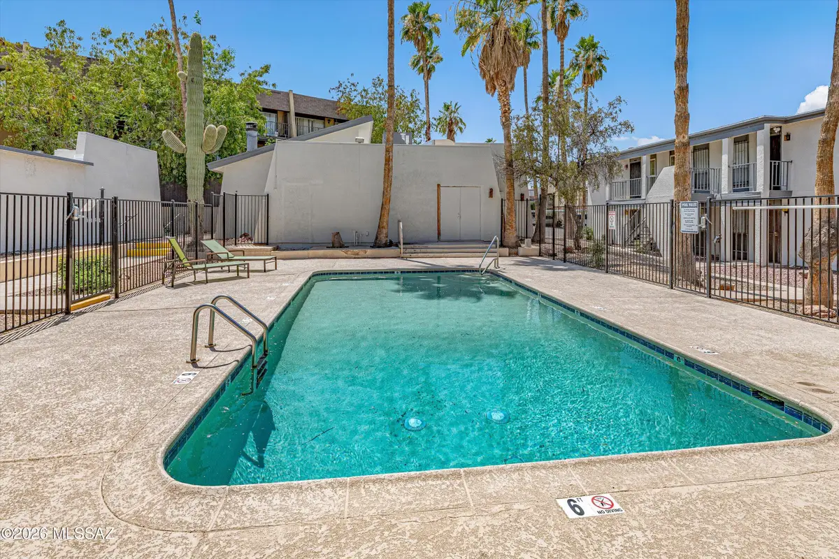 1620 N Wilmot, Tucson, AZ 85712 - #1