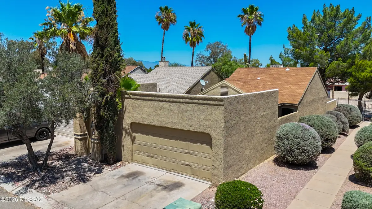 7249 S Dooley, Tucson, AZ 85746 - #1