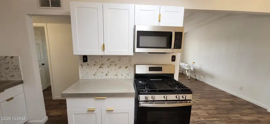 118 E Pinal, Huachuca City, AZ 85616 - #3